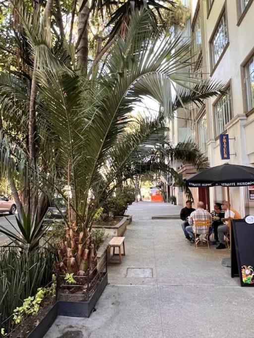 Condesa Residence Campeche 9 Comfortable 2 Bedroom, 1 Bath Retreat Featuring Generous Spaces 멕시코 시 외부 사진